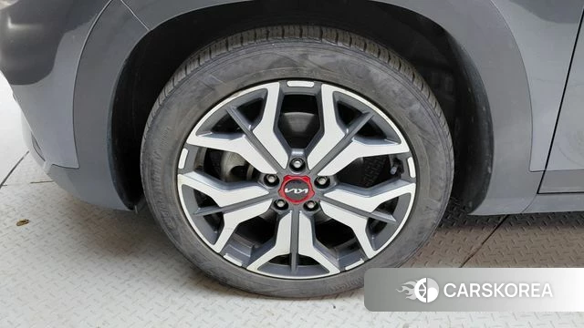 Kia Seltos id 4696962 из Кореи 29