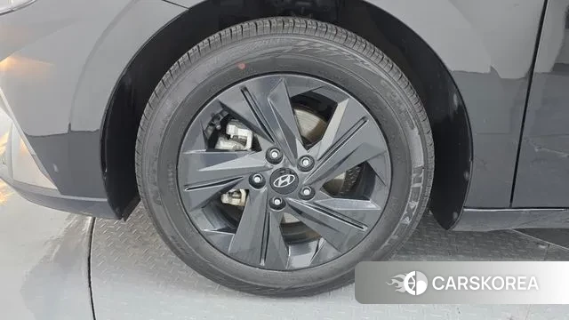 Hyundai Avante (CN7) id 3032156 из Кореи 15