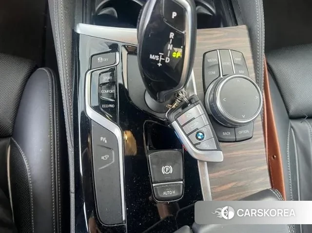 BMW 5 Series (G30) 2018 Серый из Кореи, фото 5