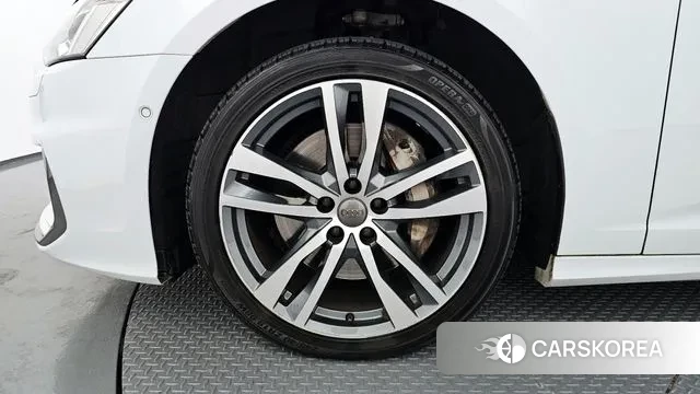 Audi A6 (C8) id 3535367 из Кореи 15