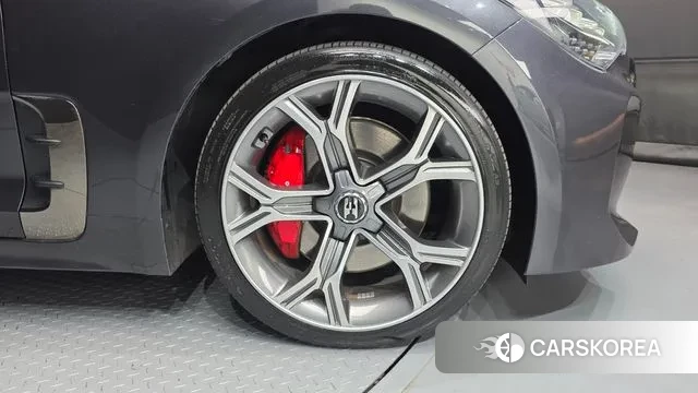 Kia Stinger id 3748479 из Кореи 15