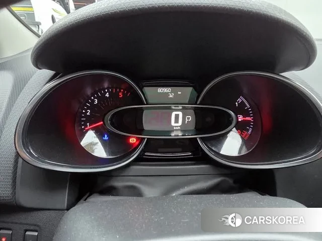 Renault Korea (Samsung) Clio 2019 Белый из Кореи, фото 5