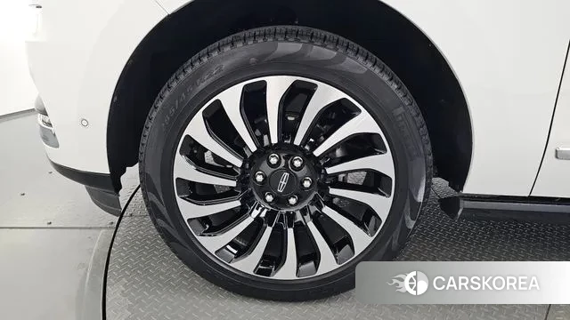 Lincoln Navigator 4th generation id 3447432 из Кореи 15