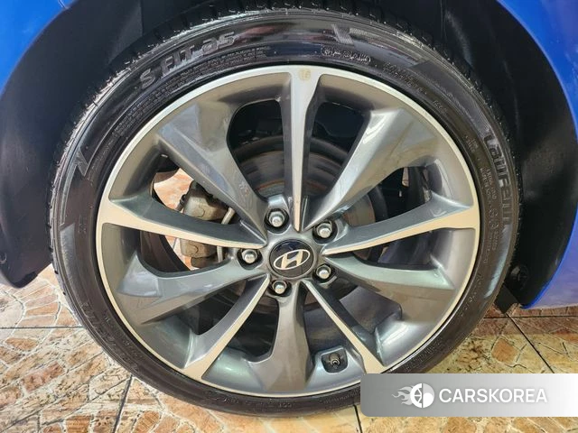 Hyundai Veloster (JS) id 4180136 из Кореи 10