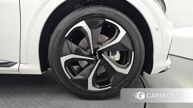 Kia EV6 id 3665584 из Кореи 15