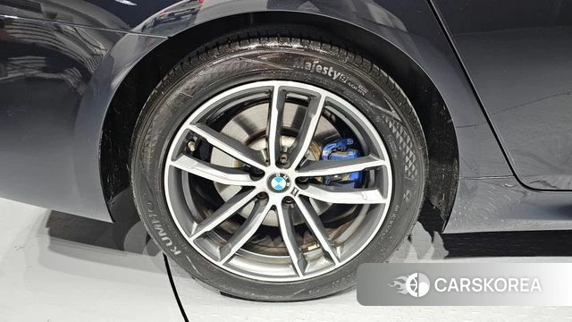 BMW 5 Series (G30) id 4556505 из Кореи 26