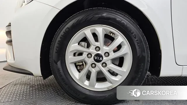 Kia Come New K3 id 3651136 из Кореи 15