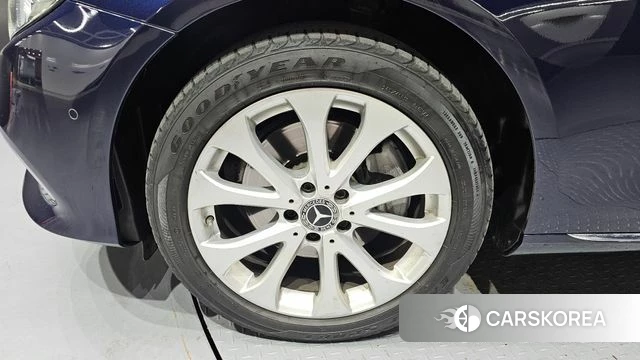 Mercedes-Benz E-Class W213 id 4446549 из Кореи 27