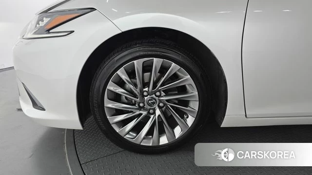 Lexus ES300h 7th generation id 4623501 из Кореи 15