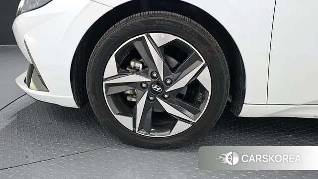 Hyundai Avante (CN7) id 3600722 из Кореи 15