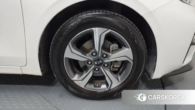 Kia Come New K3 id 3474860 из Кореи 15