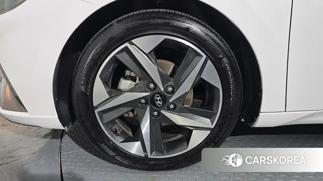 Hyundai Avante (CN7) id 3772236 из Кореи 16