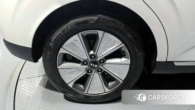 Kia Soul Booster EV id 3936723 из Кореи 15