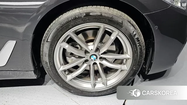 BMW 5 Series (G30) id 3489050 из Кореи 15