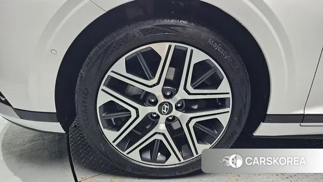 Hyundai Grandeur Hybrid (GN7) id 3081765 из Кореи 15