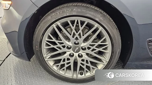 Genesis The New G70 id 3717570 из Кореи 15