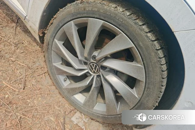 Volkswagen CC id 4298191 из Китая 12