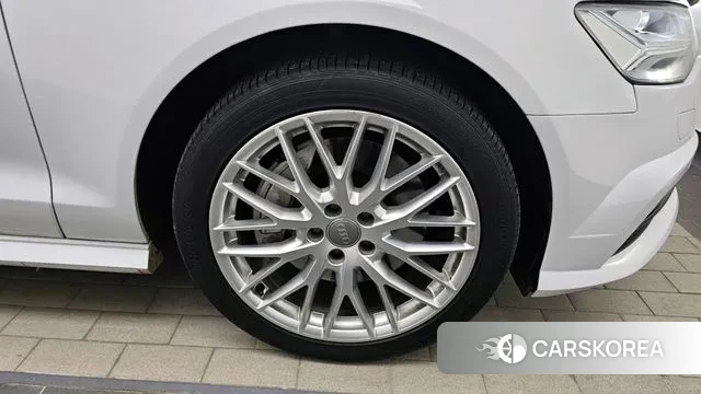 Audi New A6 id 3526184 из Кореи 15