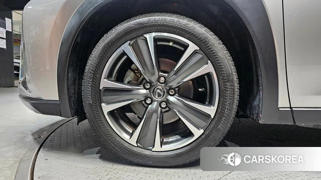 Lexus UX250h id 4377621 из Кореи 25