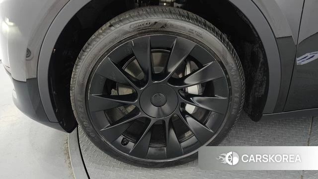 Tesla Model Y id 3909764 из Кореи 15