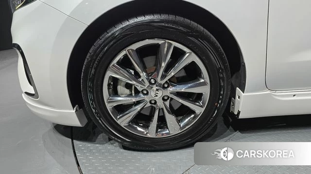 Kia The New Carnival id 4563247 из Кореи 15