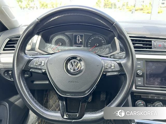 Volkswagen Lingdu 2018 Белый из Китая, фото 6