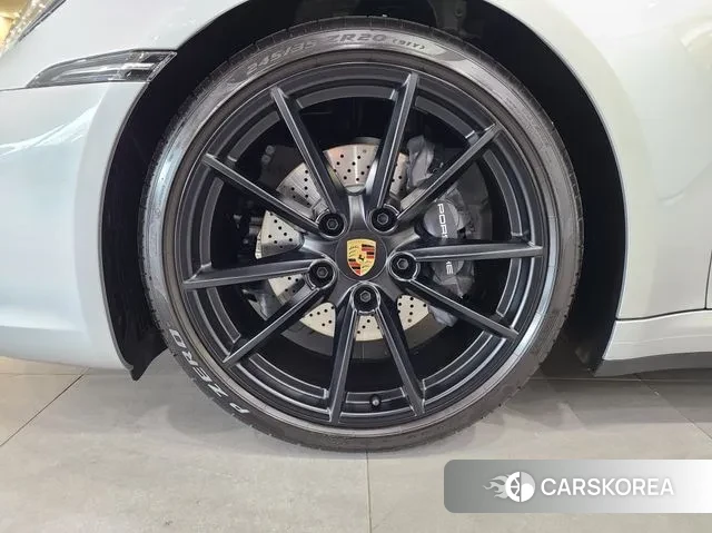 Porsche 911(992) id 3590498 из Кореи 15