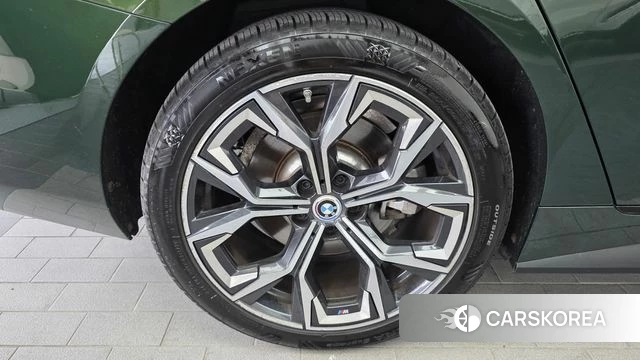 BMW i4 id 4592770 из Кореи 27