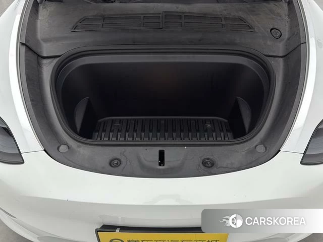 Tesla Model Y id 4239145 из Китая 15