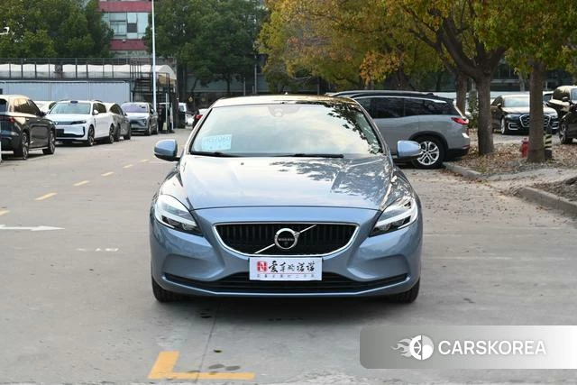 Volvo V40 id 4210924 из Китая 19