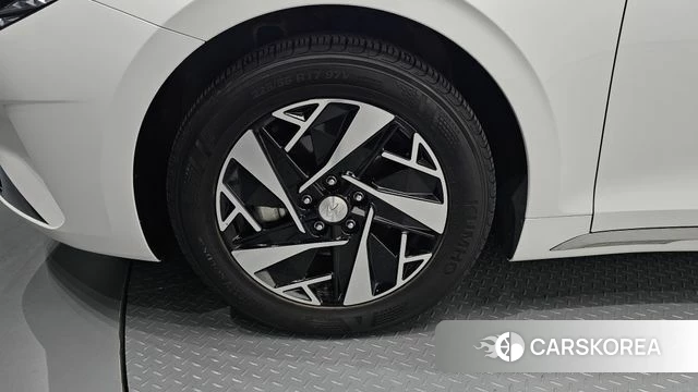 Hyundai The New Grandeur IG Hybrid id 4389256 из Кореи 27