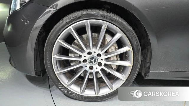 Mercedes-Benz E-Class W213 id 4350406 из Кореи 27