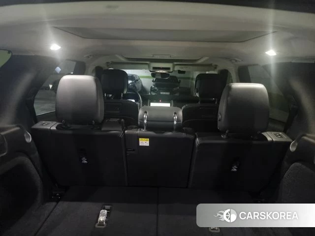 Land Rover Discovery 5 2023 Серебряный из Кореи, фото 5