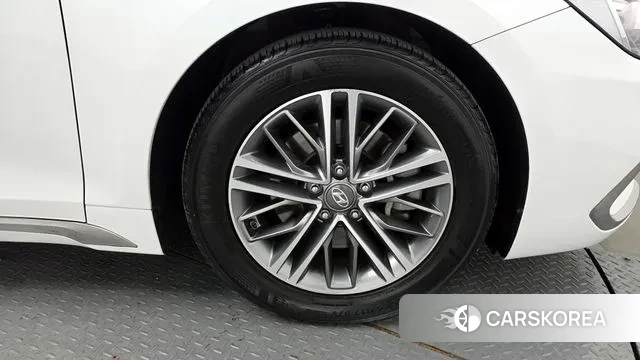 Hyundai Grandeur IG id 3766562 из Кореи 15