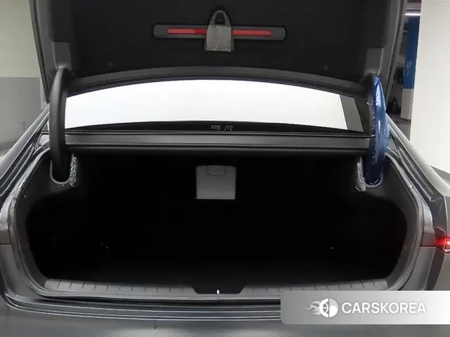 Hyundai Grandeur (GN7) id 3649190 из Кореи 15