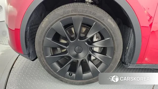 Tesla Model Y id 3638975 из Кореи 15