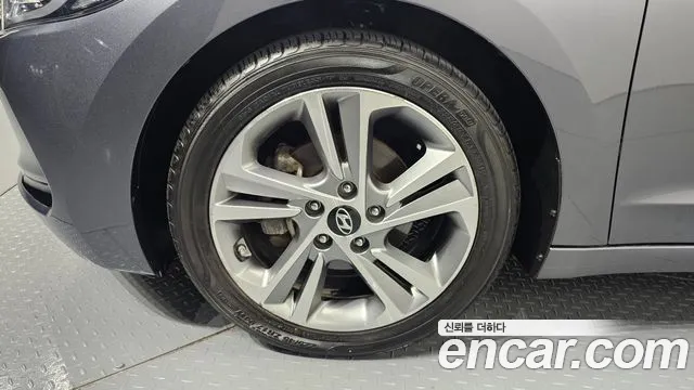 Hyundai Avante AD id 2763959 из Кореи 15