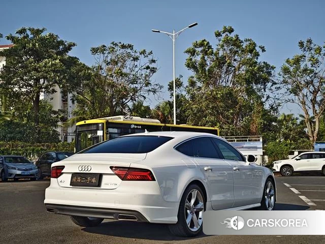 Audi A7 id 3888939 из Китая 11