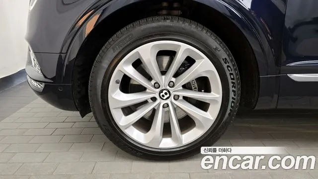 Bentley Bentayga id 2849785 из Кореи 15