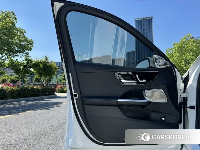 Mercedes-Benz Class C id 4328639 из Китая 17