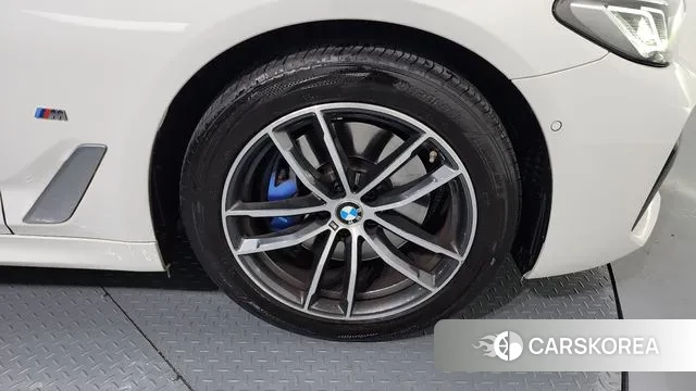BMW 5 Series (G30) id 3600039 из Кореи 15