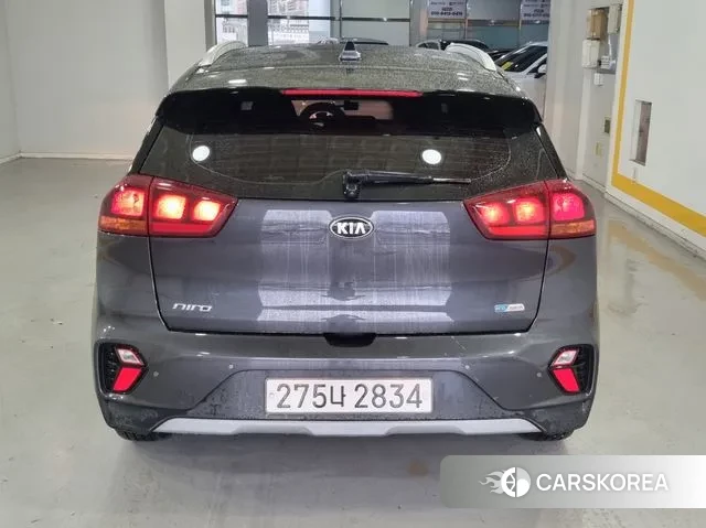 Kia The New Niro id 3028905 из Кореи 11