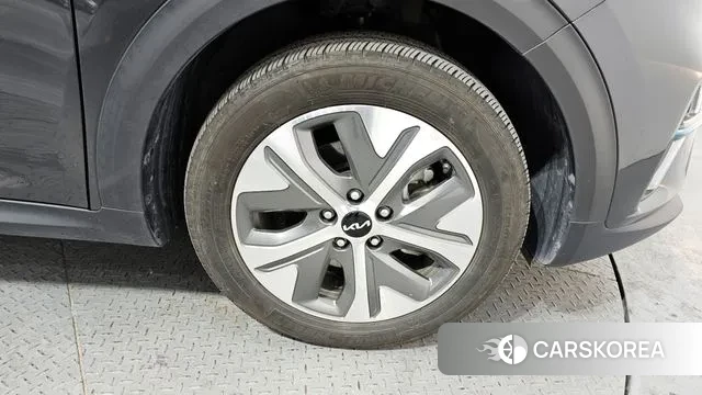 Kia Niro EV id 3630469 из Кореи 15