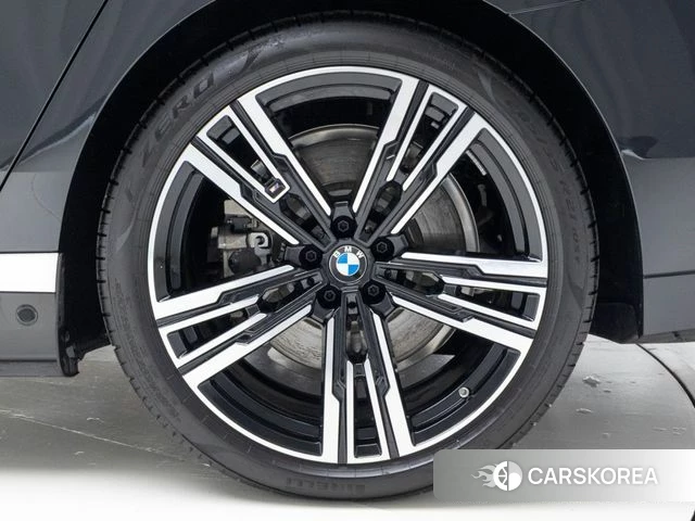 BMW i7 (G70) id 4778629 из Кореи 15