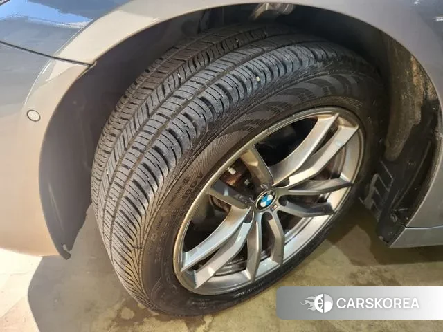 BMW 5 Series (G30) id 3732836 из Кореи 15