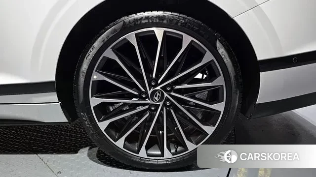 Hyundai Grandeur Hybrid (GN7) id 3769903 из Кореи 15