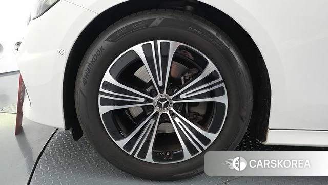 Mercedes-Benz E-Class W214 id 3891148 из Кореи 15