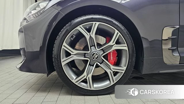 Kia Stinger id 4677898 из Кореи 30