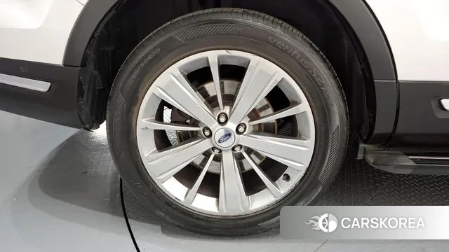 Ford Explorer id 3789752 из Кореи 15