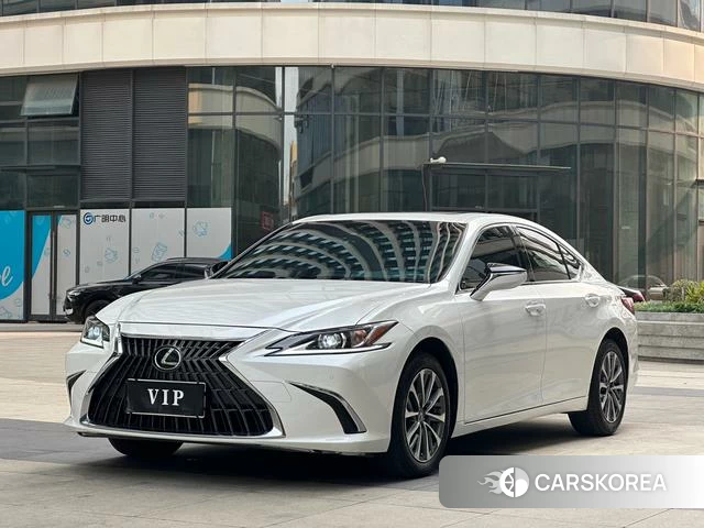 Lexus ES id 4367091 из Китая 25